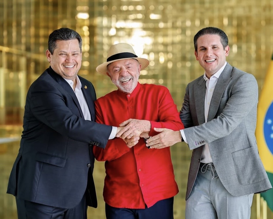LULA, MOTTA E ALCOLUMBRE